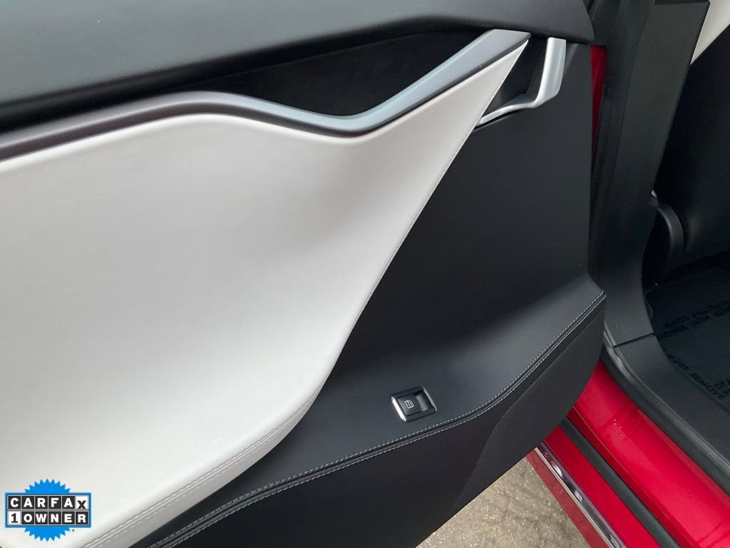 Used 2020 Tesla Model S Performance image 33