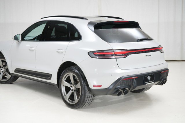 Used 2023 Porsche Macan image 25