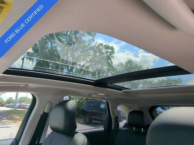 Used 2018 Ford Edge Titanium w/ Equipment Group 301A FWD image 21