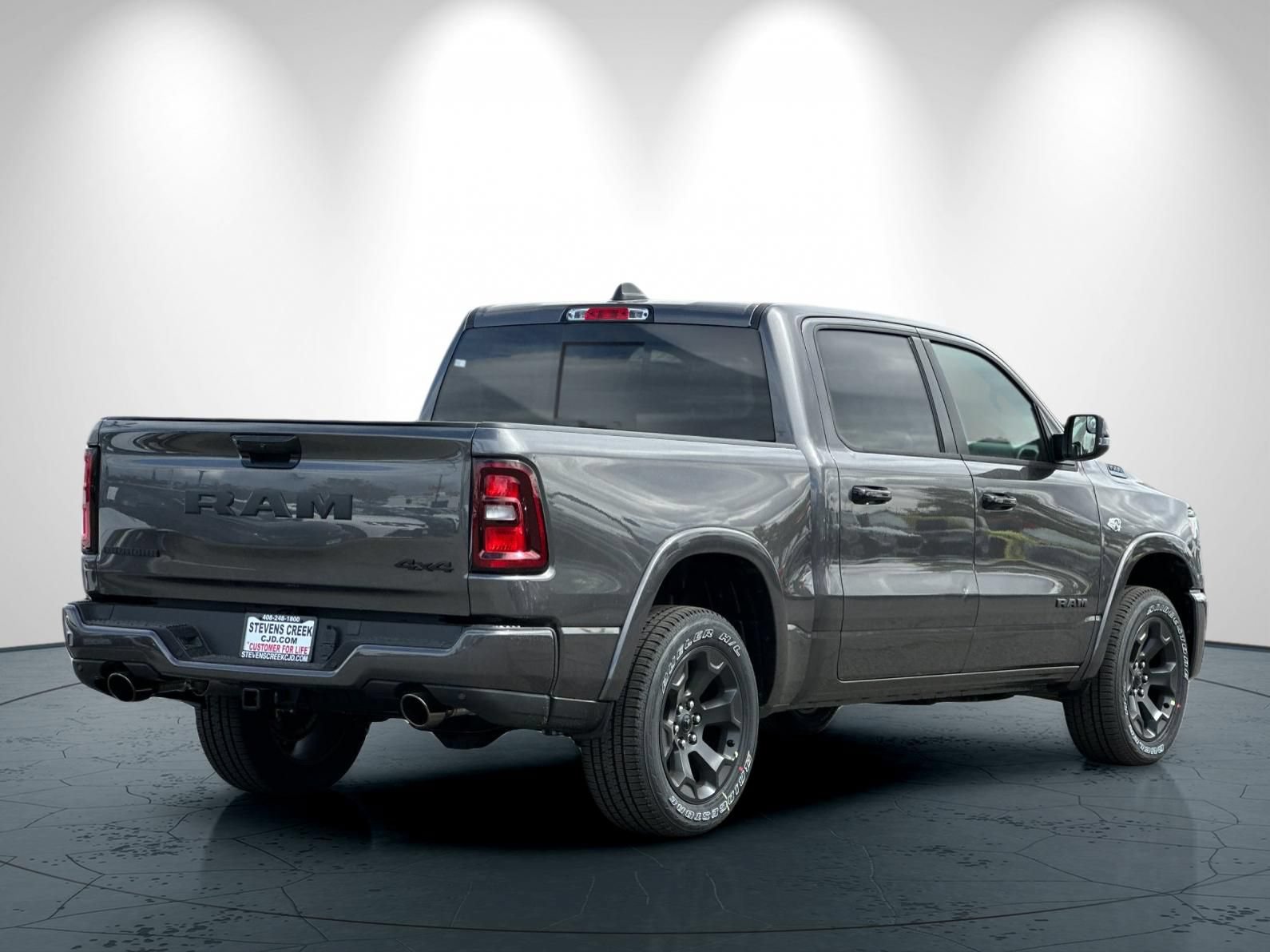 New 2026 RAM 1500 Big Horn w/ Night Edition AWD/4WD image 4