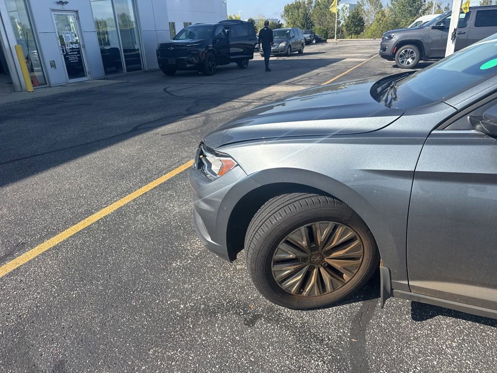 Used 2019 Volkswagen Jetta S image 4