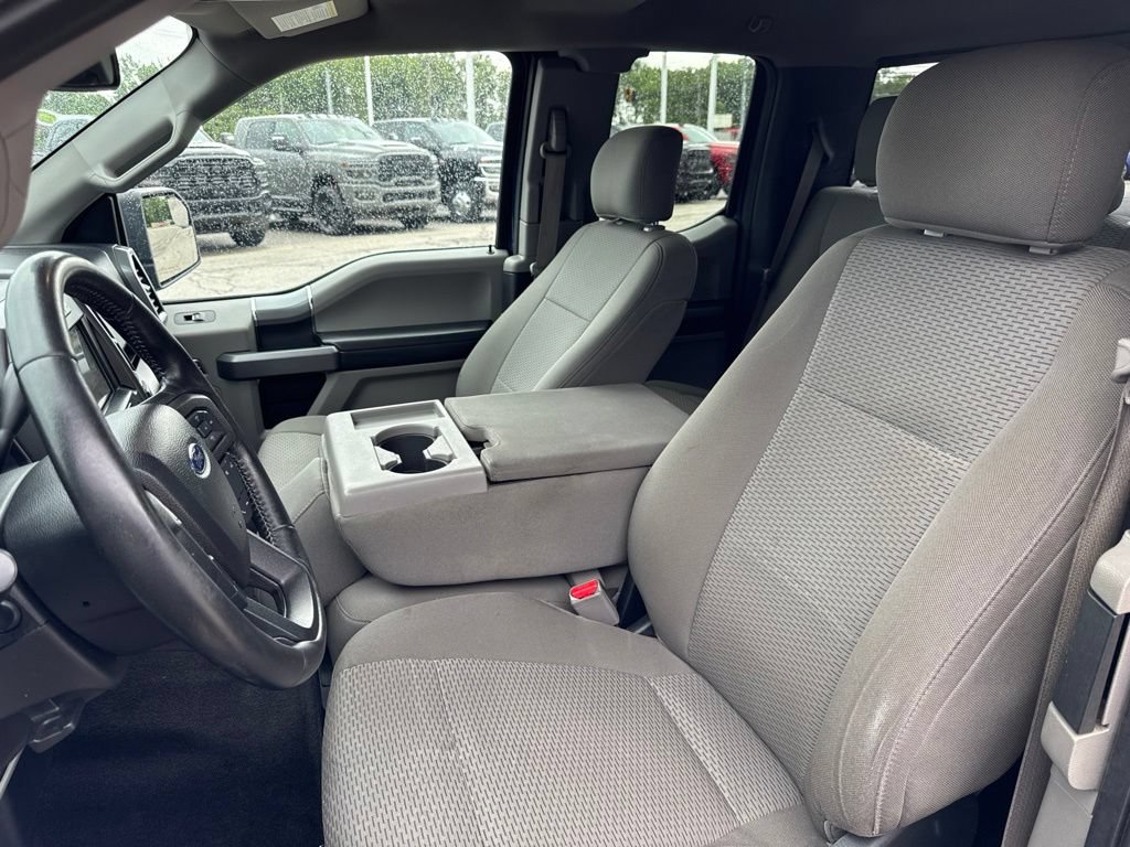 Used 2017 Ford F150 XLT w/ Equipment Group 302A Luxury AWD/4WD image 53