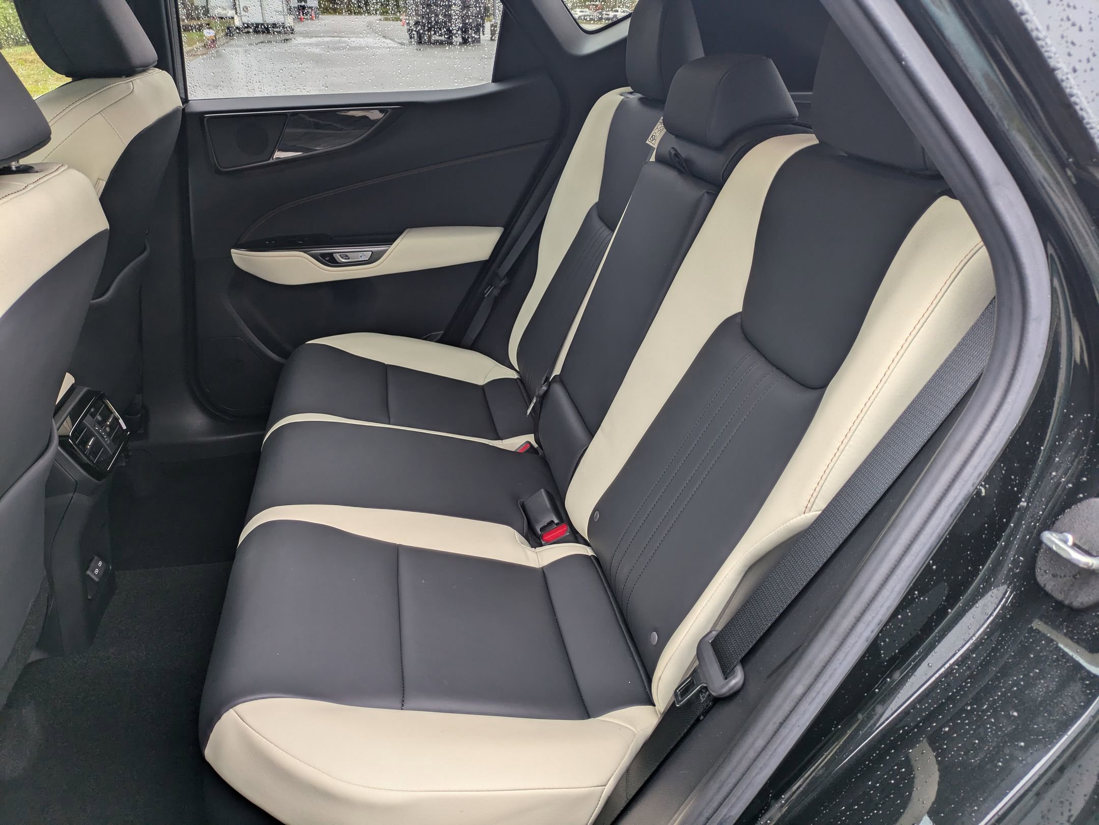 Used 2022 Lexus NX 350h AWD image 24