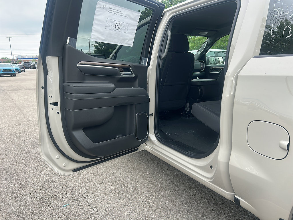 New 2026 Chevrolet Silverado 1500 RST w/ RST Select Package AWD/4WD image 12