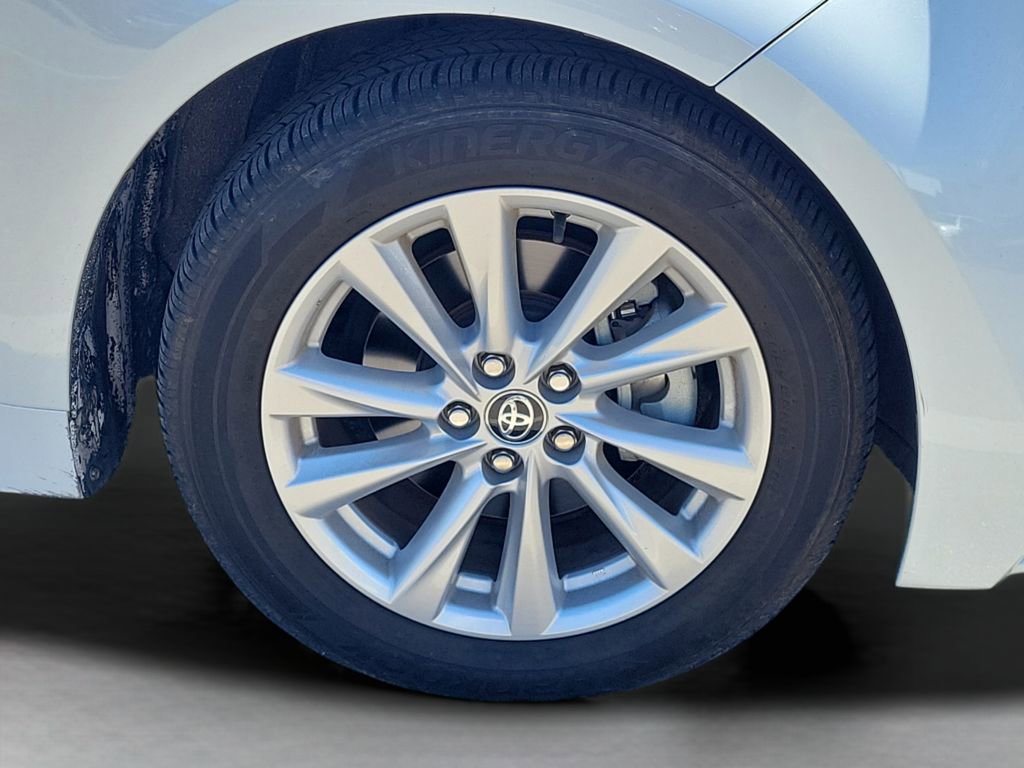 Used 2023 Toyota Corolla LE w/ LE Convenience Package image 4