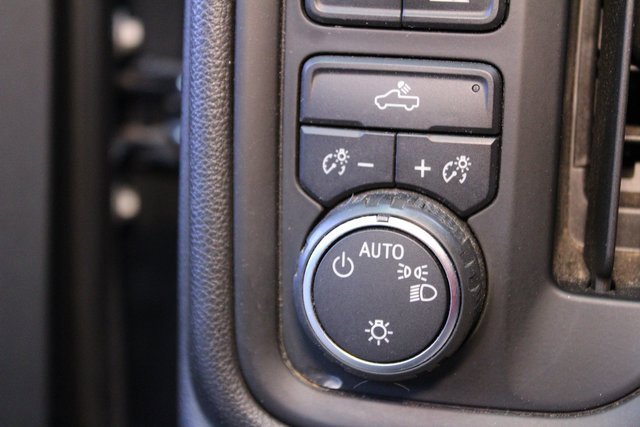 Used 2020 Chevrolet Silverado 1500 Custom image 19