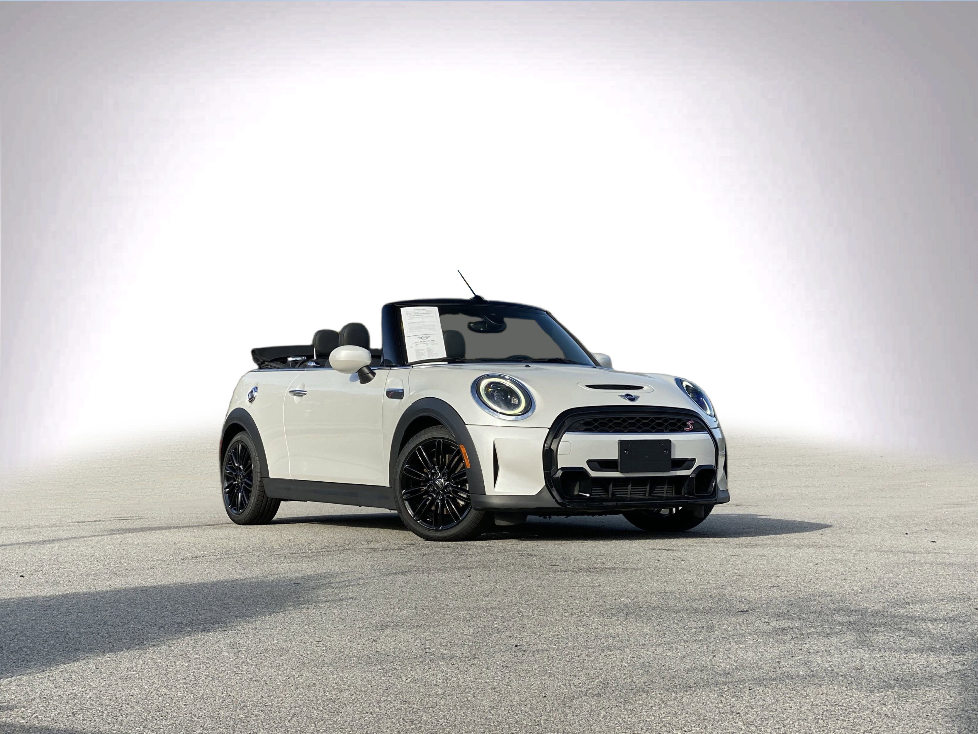 Used 2024 MINI Cooper S image 2
