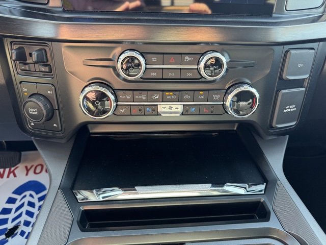 New 2026 Ford F250 Lariat image 29