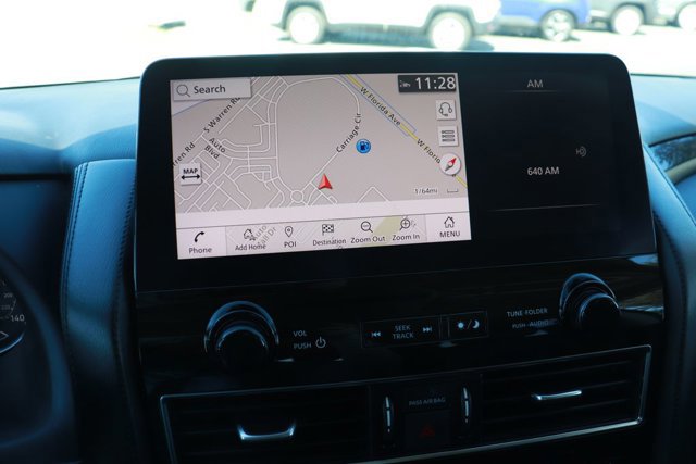 Used 2024 Nissan Armada SV image 16