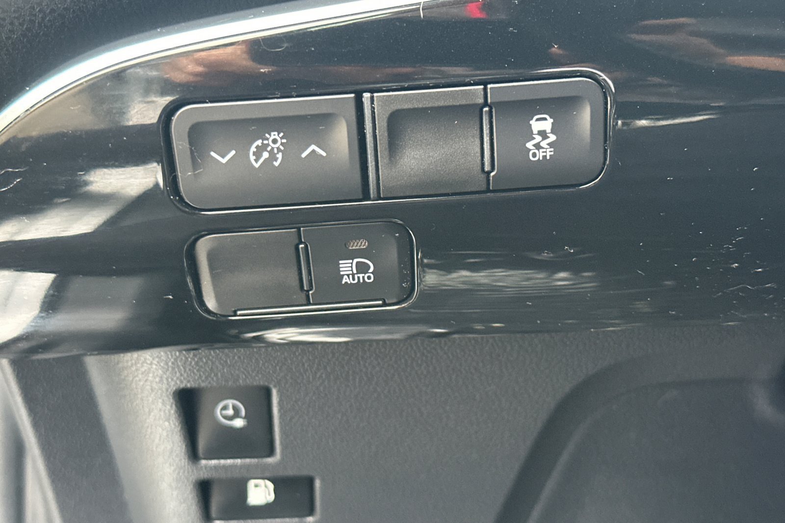 Certified 2022 Toyota Prius Prime XLE FWD image 43