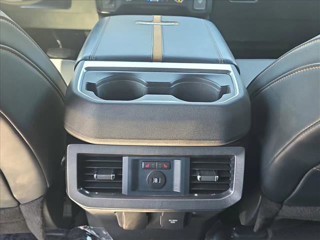 Used 2024 Ford F250 Platinum image 18