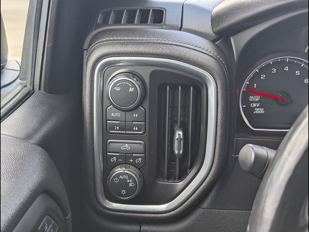 Used 2019 Chevrolet Silverado 1500 LT w/ All-Star Edition AWD/4WD image 27