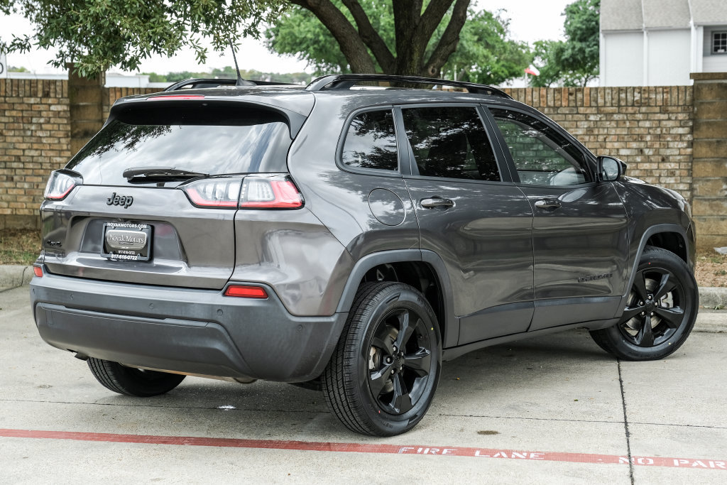 Used 2023 Jeep Cherokee Altitude Lux AWD/4WD image 15
