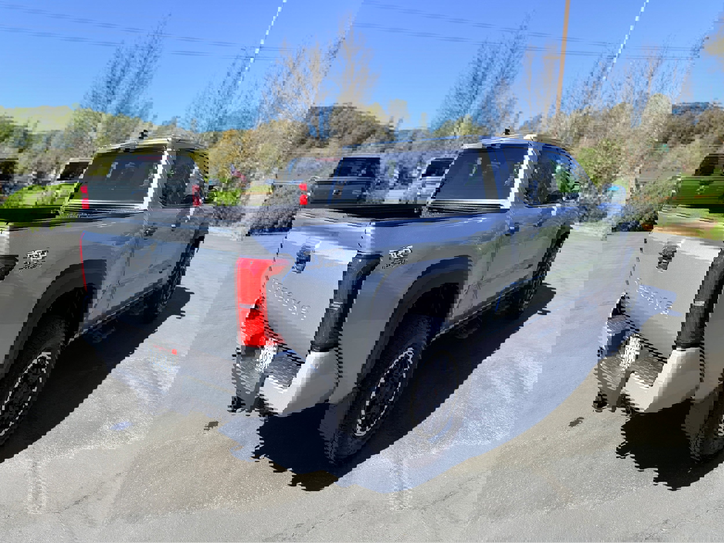 Used 2025 Toyota Tacoma TRD Off-Road image 6