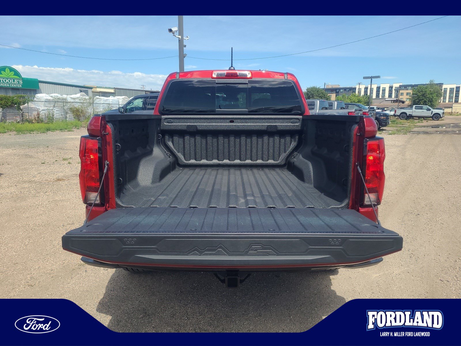 Used 2026 Chevrolet Colorado W/T w/ Advanced Trailering Package AWD/4WD image 32