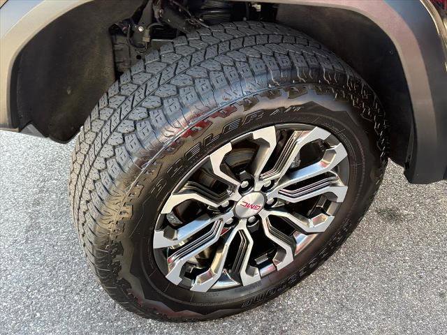 Certified 2024 GMC Canyon Denali AWD/4WD image 24