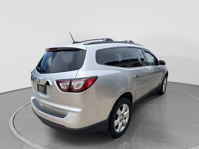 Used 2016 Chevrolet Traverse LT w/ Style and Technology Package FWD image 8