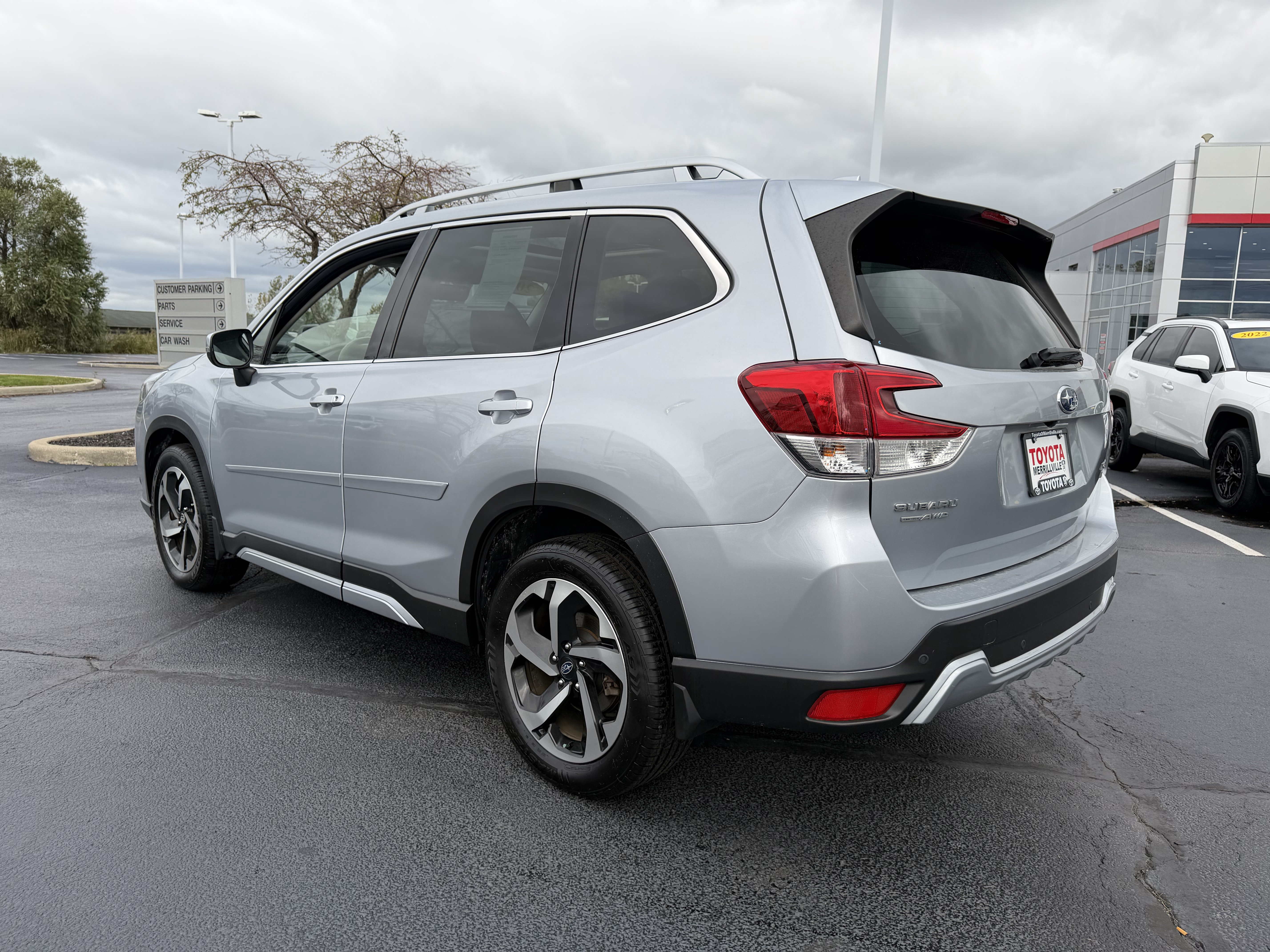 Used 2022 Subaru Forester Touring AWD/4WD image 5