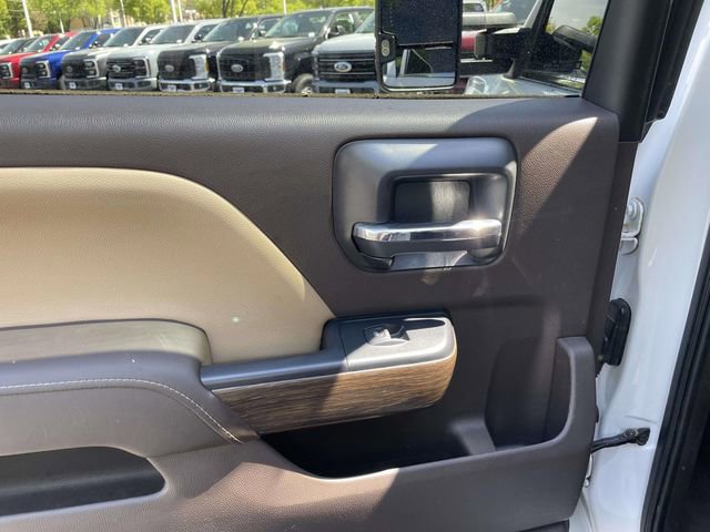 Used 2019 GMC Sierra 2500 Denali w/ Duramax Plus Package AWD/4WD image 24