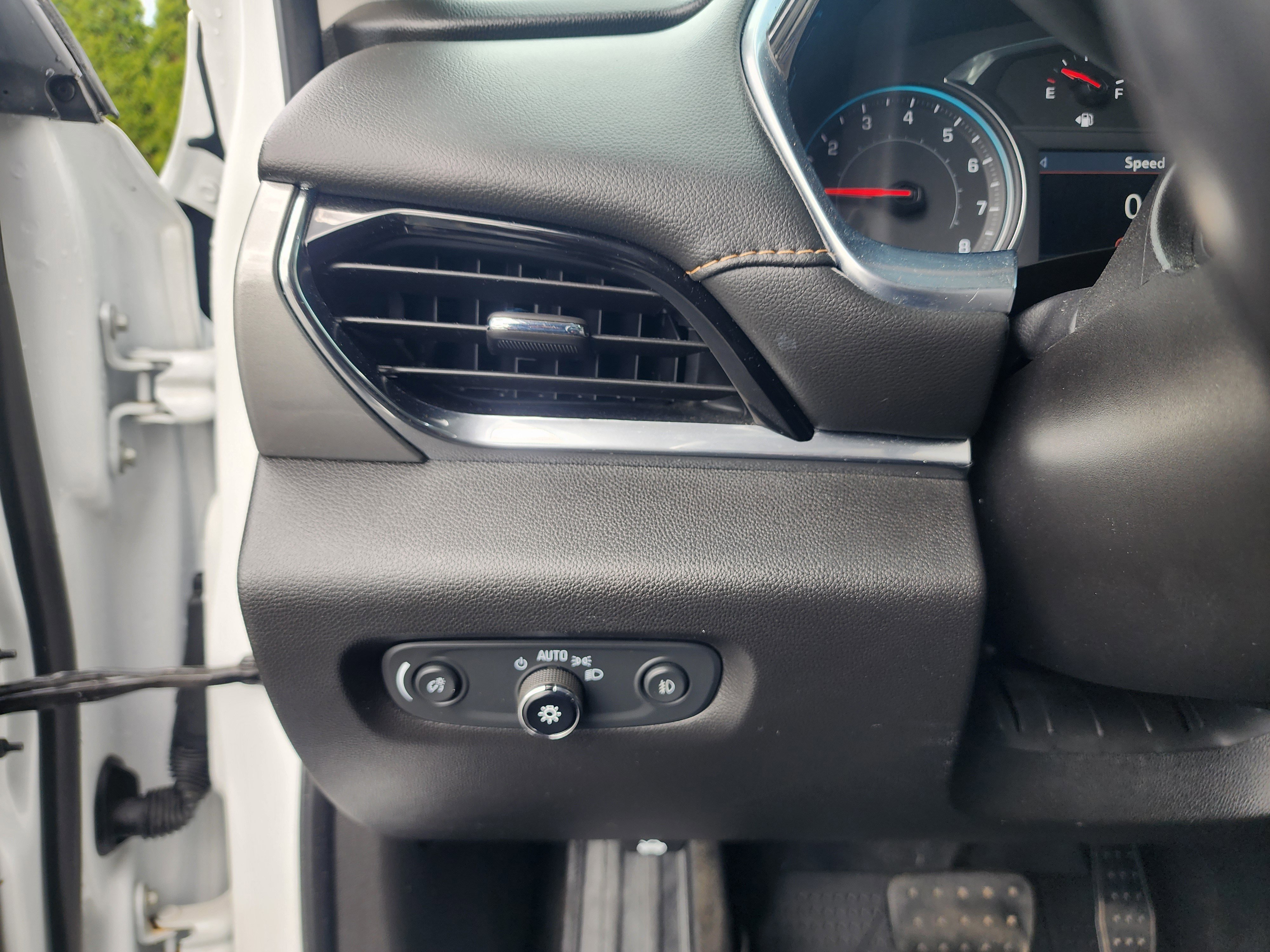 Used 2021 Chevrolet Traverse RS image 24