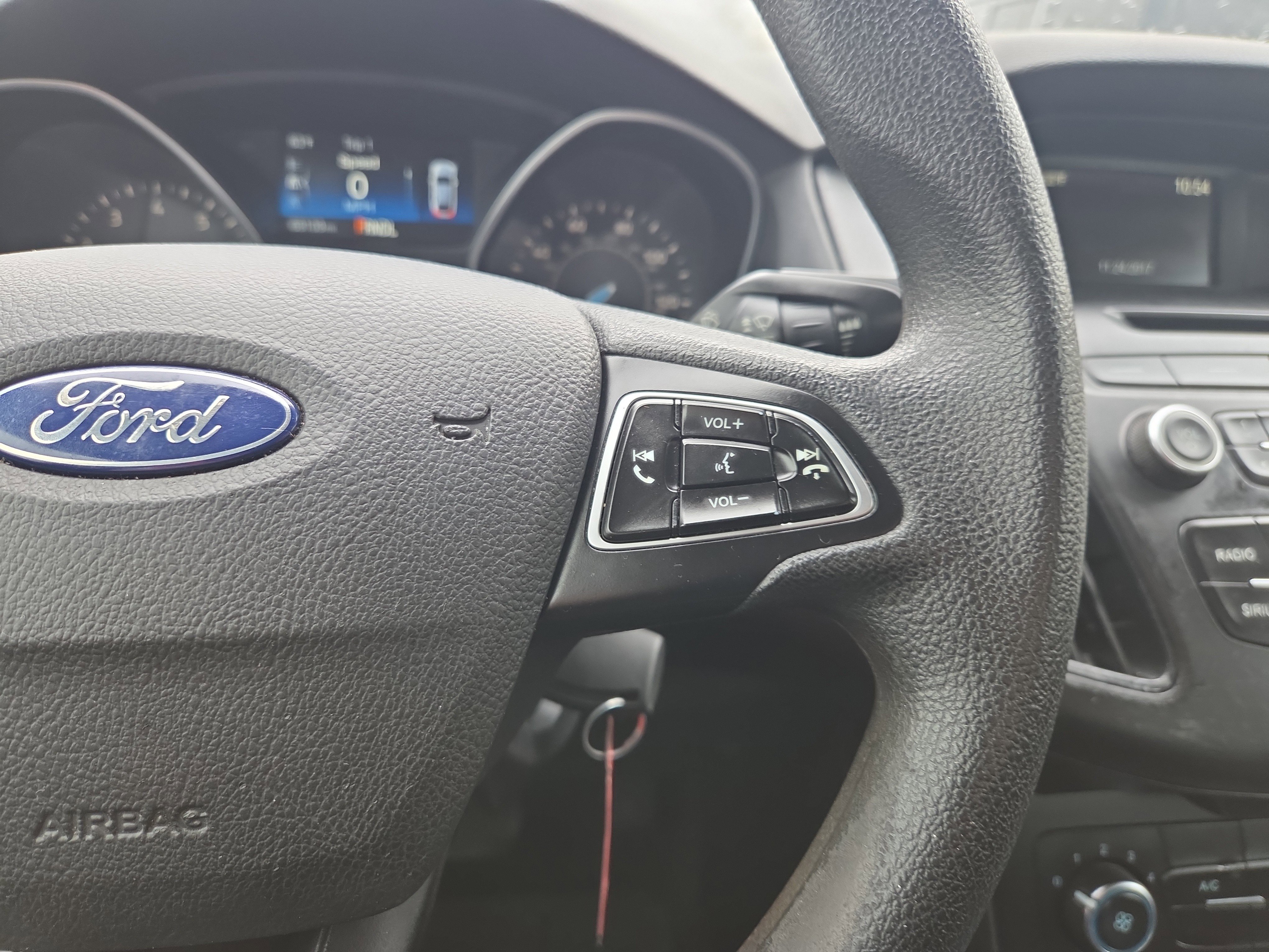 Used 2017 Ford Focus SE image 17