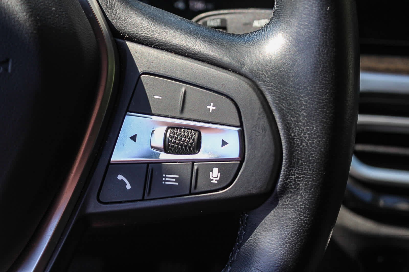 Certified 2023 BMW i4 eDrive35 w/ Premium Package RWD image 23