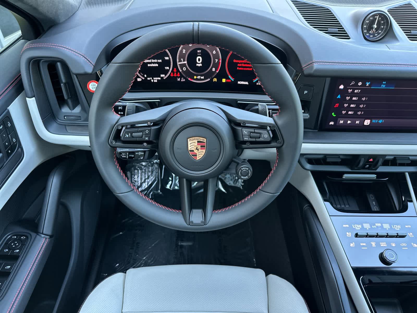 New 2026 Porsche Cayenne GTS image 15