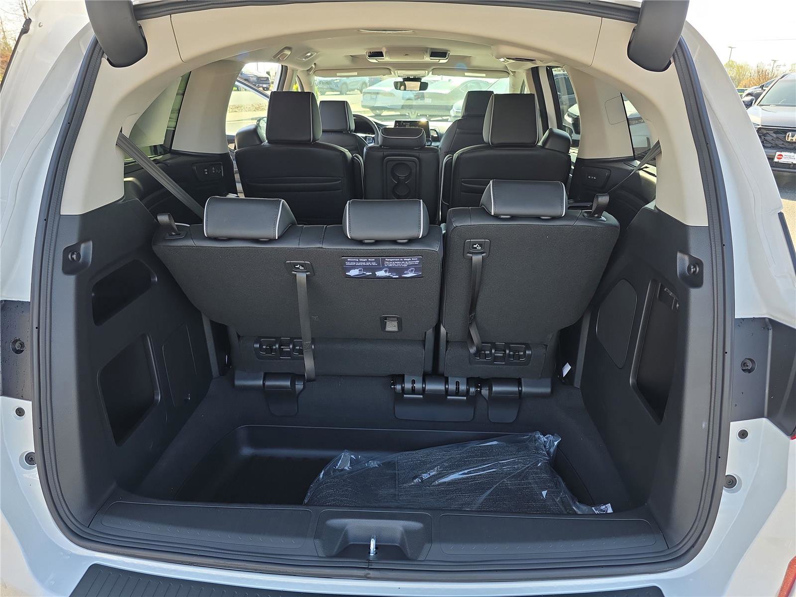 New 2026 Honda Odyssey Elite image 14