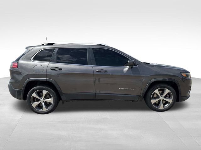Used 2019 Jeep Cherokee Limited image 10