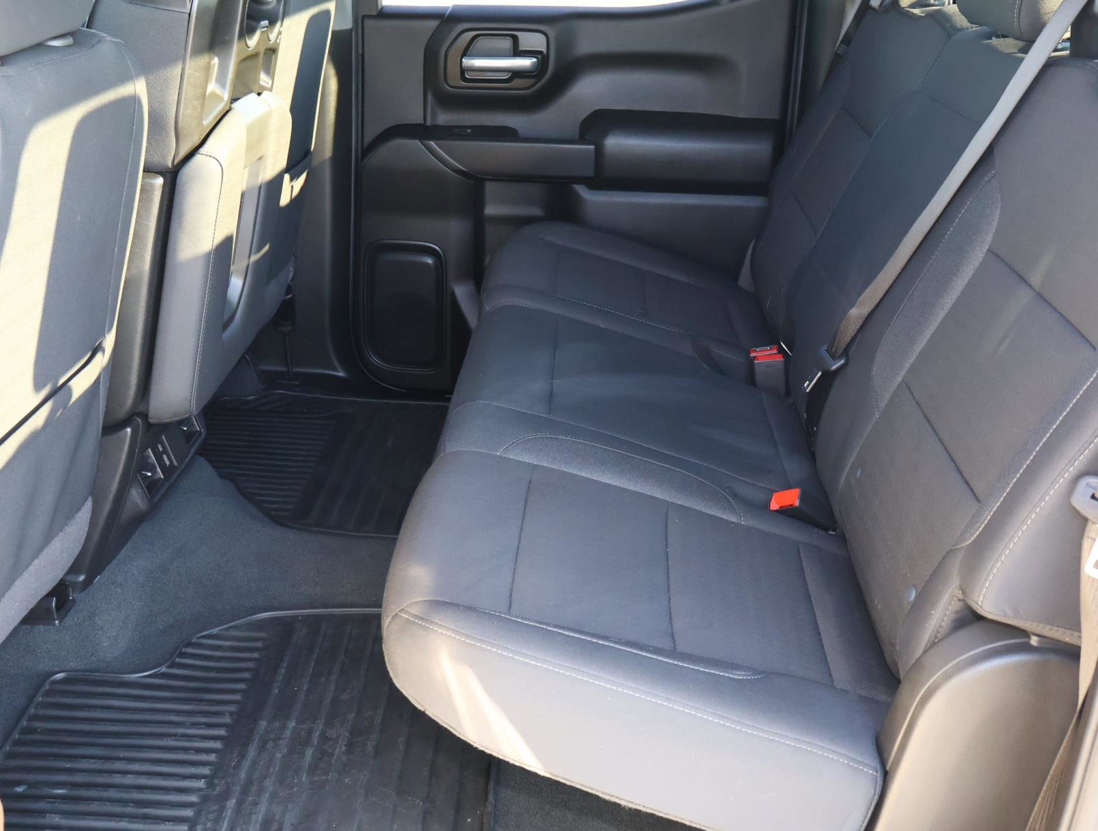 Used 2025 Chevrolet Silverado 1500 Custom image 22