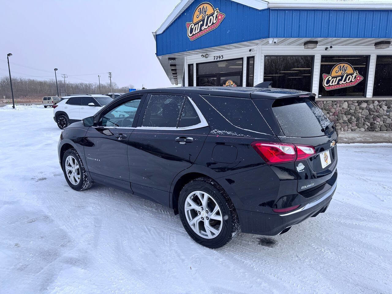 Used 2018 Chevrolet Equinox LT image 7
