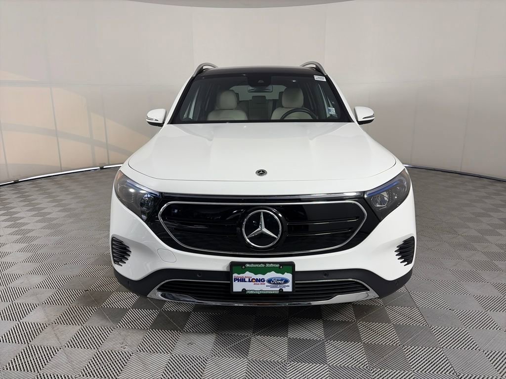 Used 2023 Mercedes-Benz EQB 300 4MATIC image 2