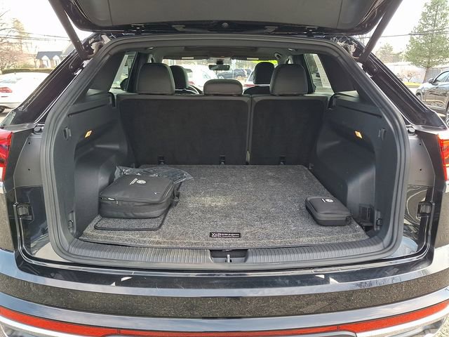 Used 2023 Volkswagen Atlas Cross Sport SEL image 29