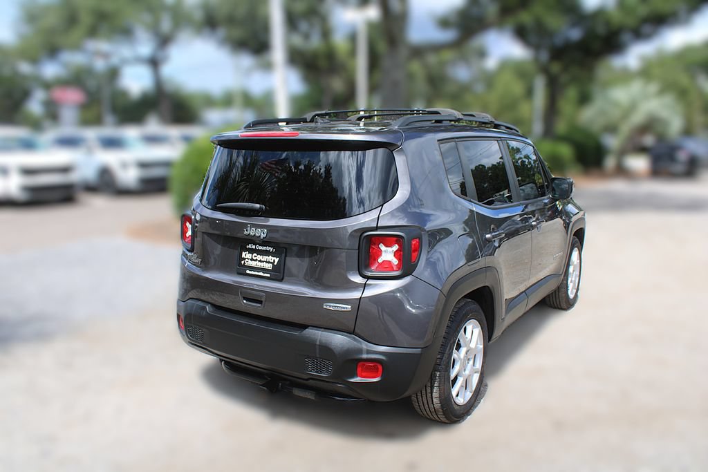 Used 2021 Jeep Renegade Latitude FWD image 7