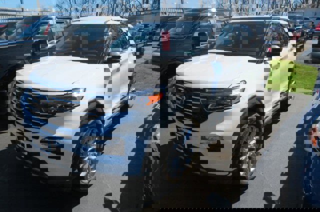 Certified 2021 Ford Explorer XLT w/ Equipment Group 202A image 2