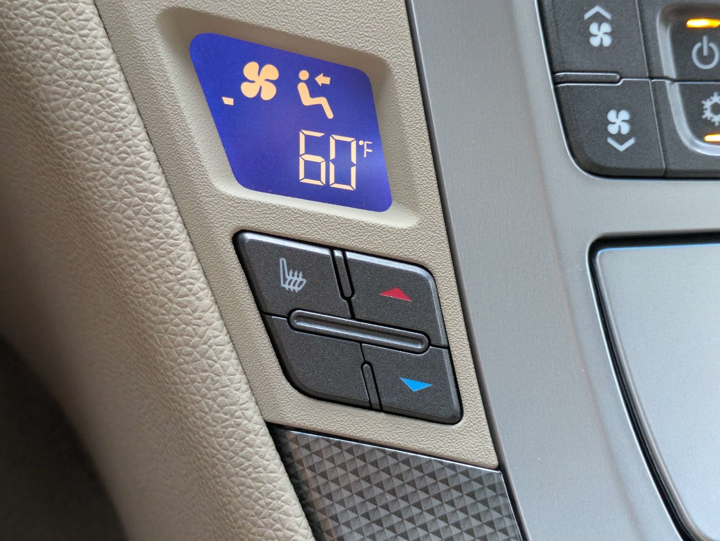 Used 2013 Cadillac CTS Luxury RWD image 23