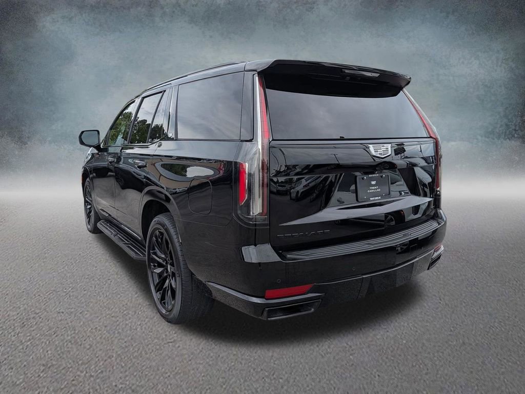 Used 2022 Cadillac Escalade Sport Platinum w/ LPO, ONYX Package AWD/4WD image 3