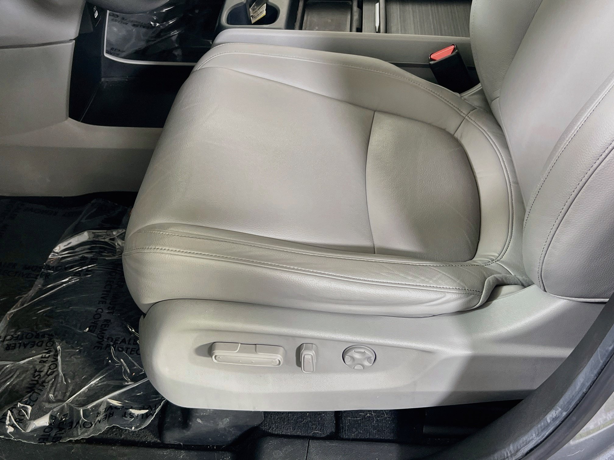 Used 2024 Honda Odyssey EX-L image 18