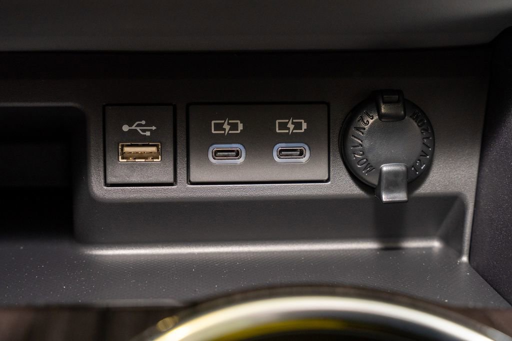 Used 2026 Toyota Highlander Platinum image 19