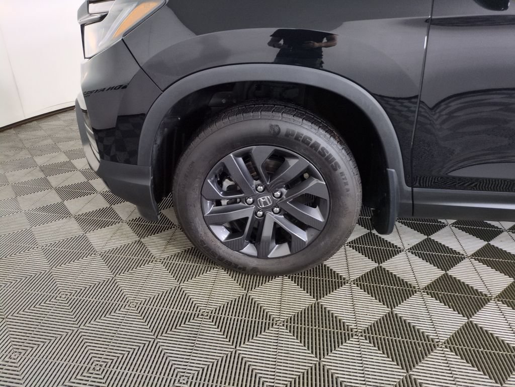 Certified 2023 Honda Ridgeline Sport image 28