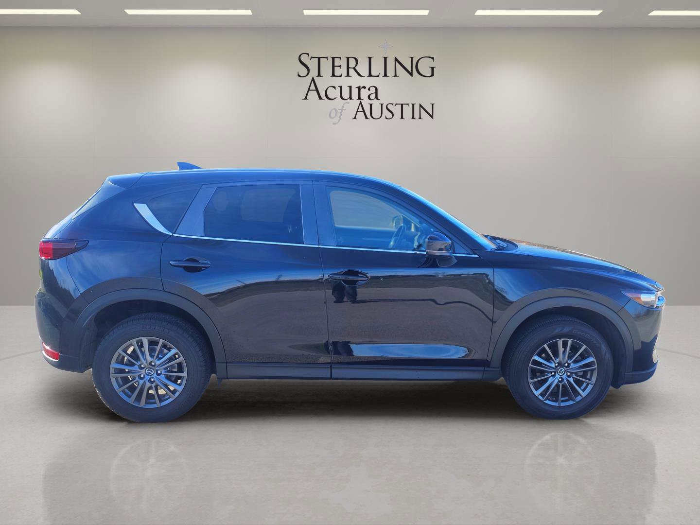 Used 2020 MAZDA CX-5 Touring image 4