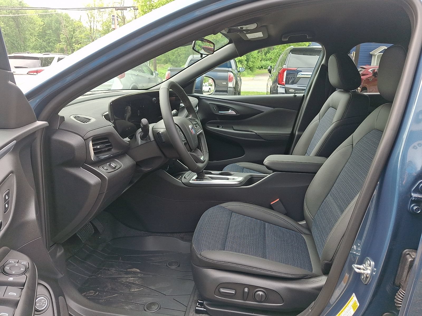 New 2026 Buick Envista Sport Touring w/ Convenience I Package FWD image 13