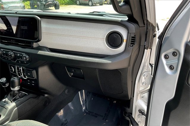 Certified 2024 Jeep Wrangler Sport S image 15