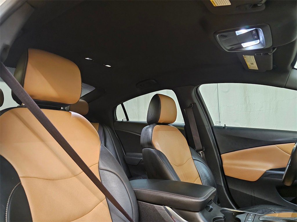 Used 2017 Chevrolet Volt Premier w/ Driver Confidence II Package image 11