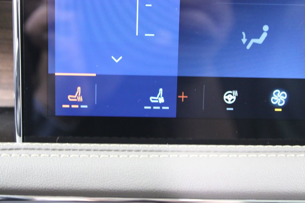 New 2026 Lincoln Corsair Reserve image 52