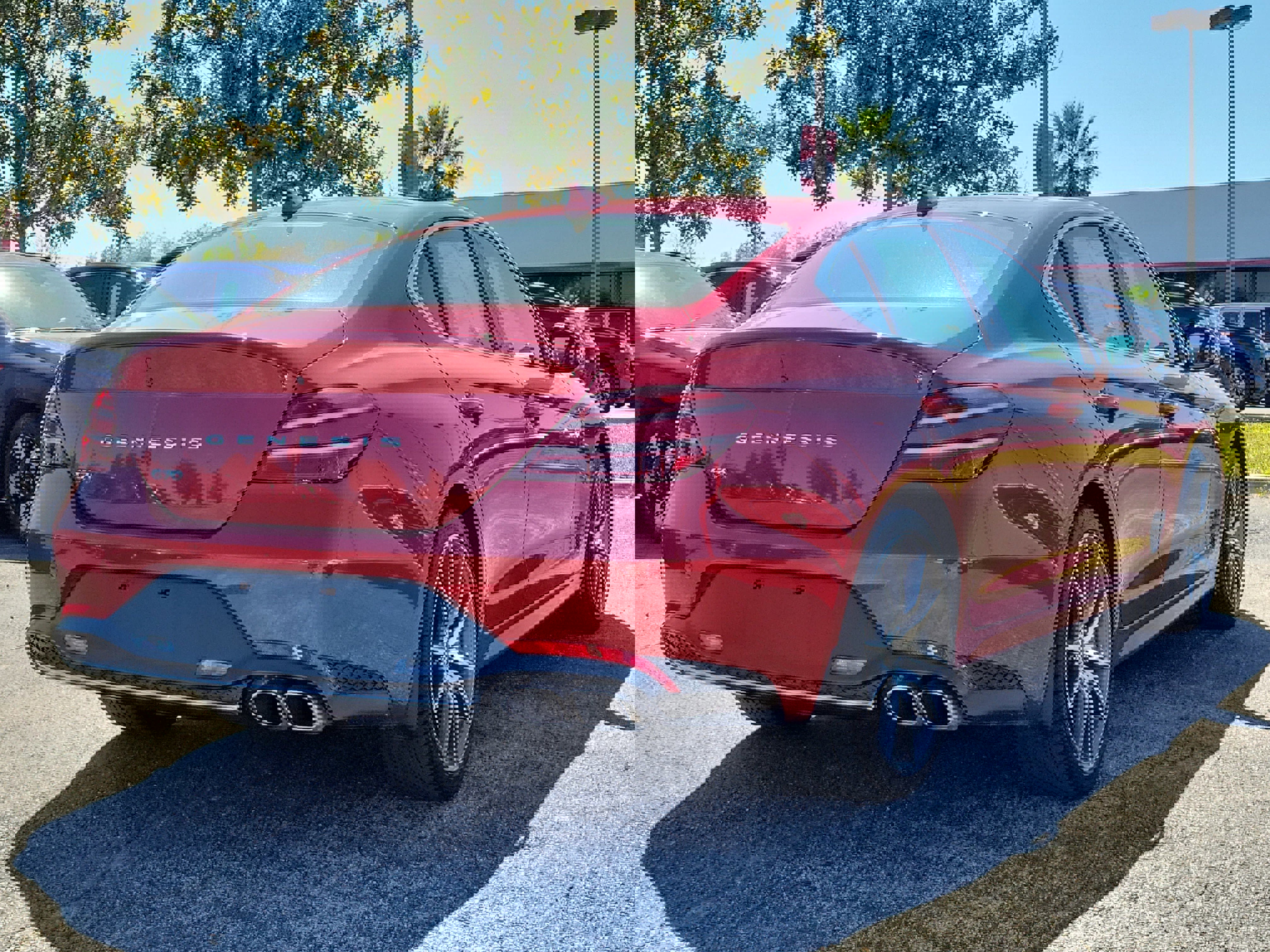 Used 2023 Genesis G70 2.0T image 4