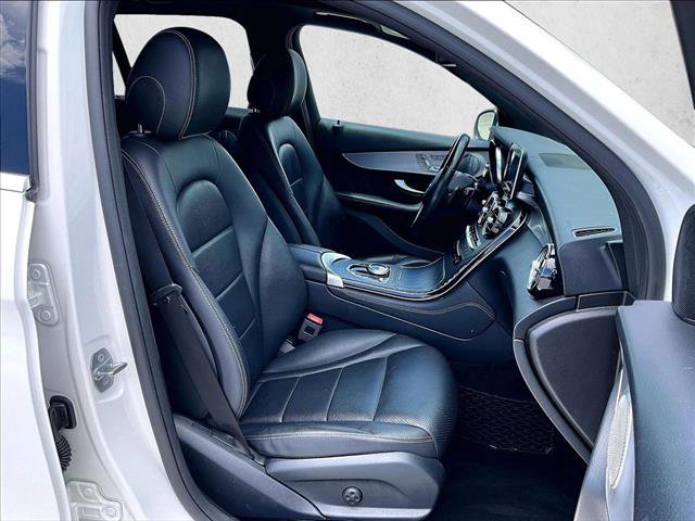 Used 2019 Mercedes-Benz GLC 300 4MATIC image 9