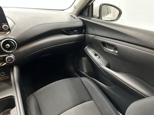 Used 2024 Nissan Sentra SV FWD image 13