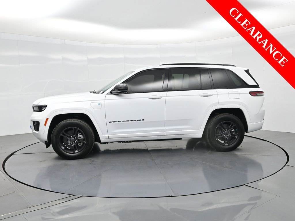 Used 2025 Jeep Grand Cherokee Limited 4xe image 9
