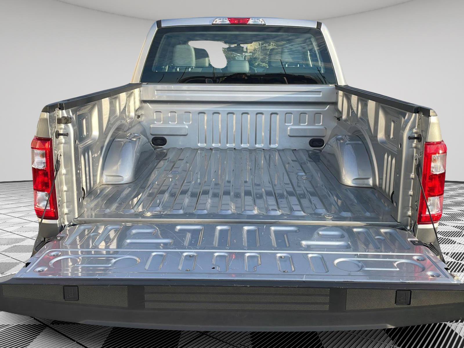 Used 2021 Ford F150 XL w/ Equipment Group 101A High image 7